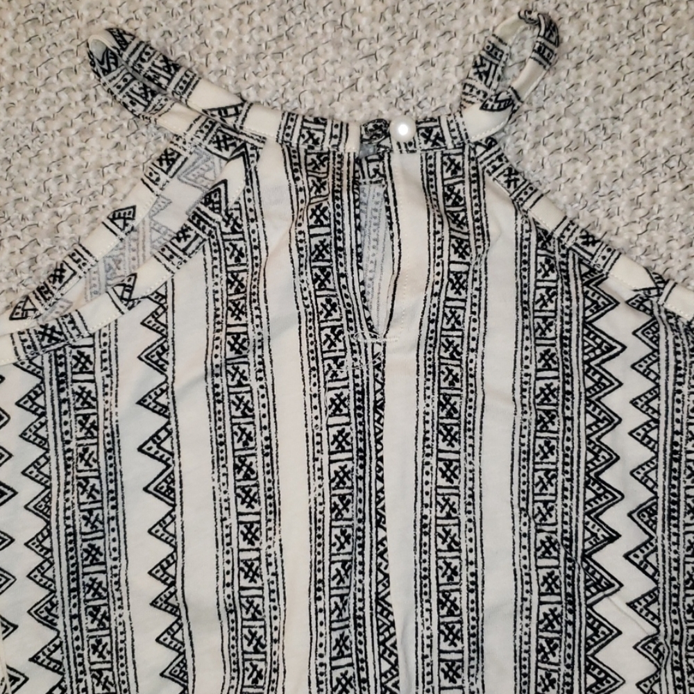 Rompers - Picture 7 of 7